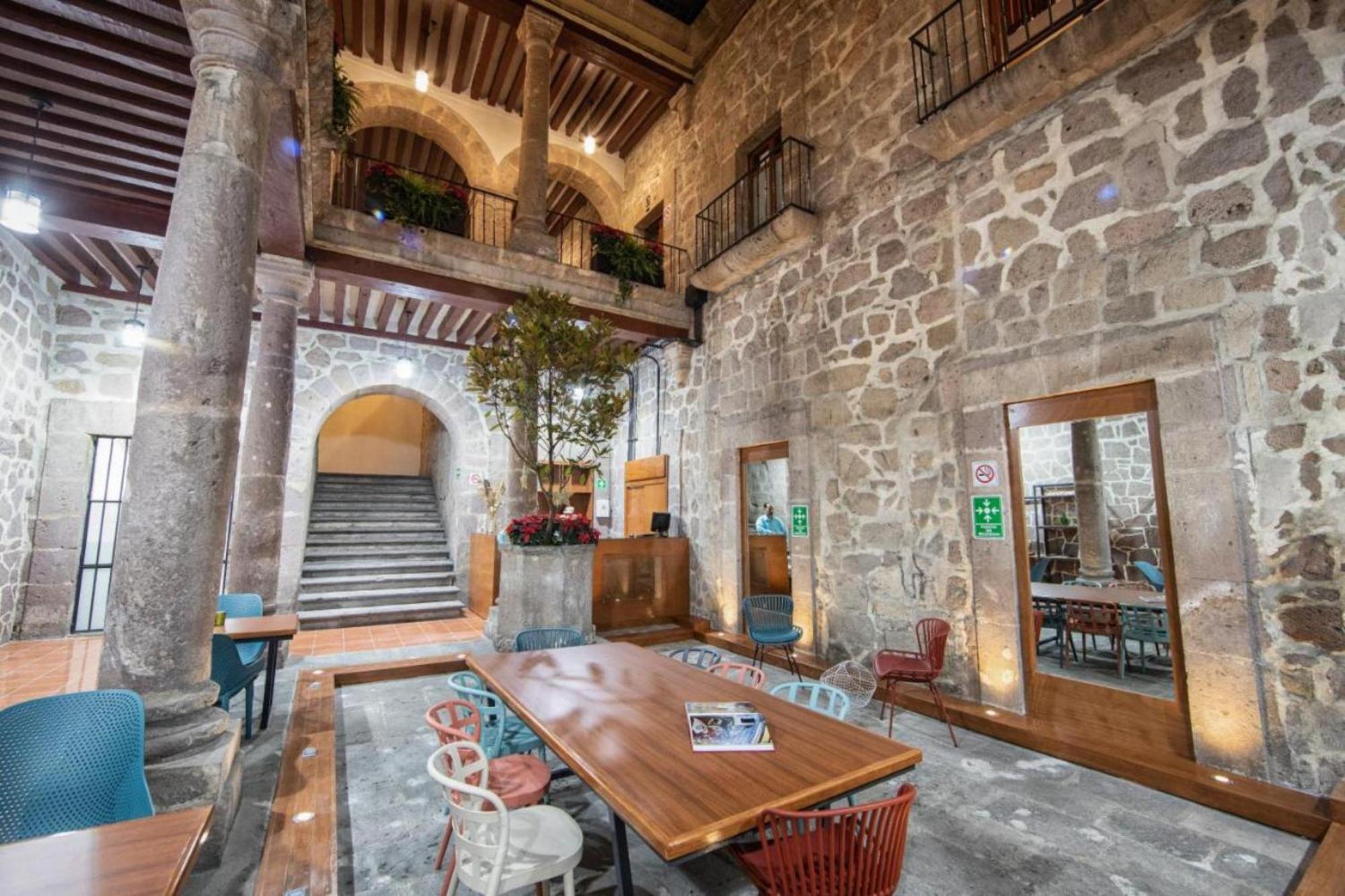 Oyo Hostal Mich Морелія Екстер'єр фото
